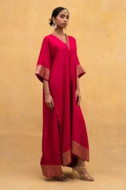 Jayanti Reddy Pink Embellished Kaftan With A Benarasi Border -Deals Toggora Store 050923jr02 3