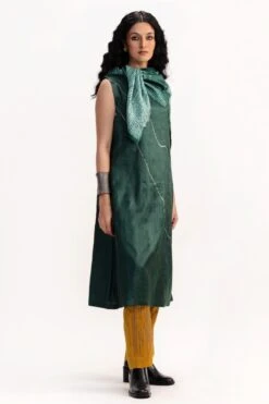 Medium Bottle Green Jamdani & Shibori Scarf