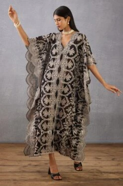 Torani Raat Rani Aqsa Kaftan Set