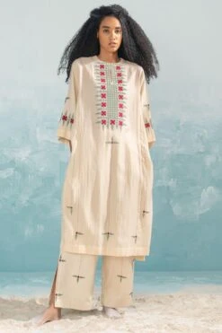 Ikai Beige Nile Applique Kaftan