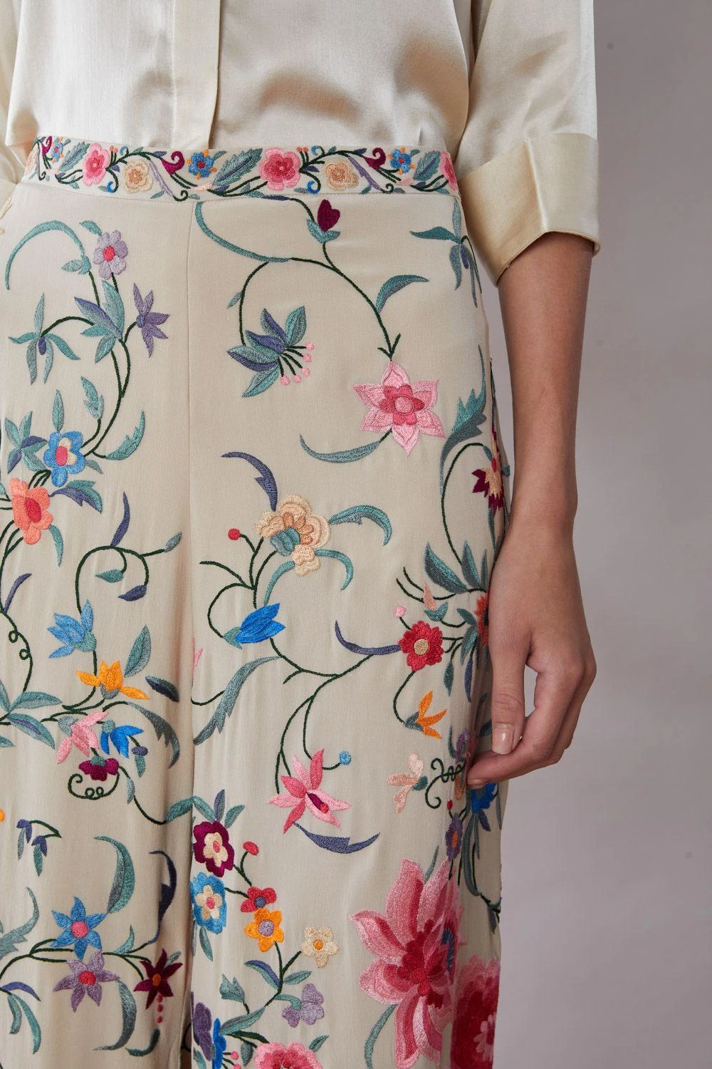 PATINE Jahan Cream Gara Straight Pants 5 PATINE Jahan Cream Gara Straight Pants - Image 3