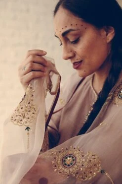 Sarang Kaur Grey Nayantara Stole 9 Sarang Kaur Grey Nayantara Stole -Deals Toggora Store 1712sk16 2