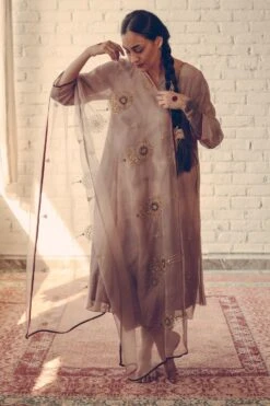 Sarang Kaur Grey Nayantara Stole 11 Sarang Kaur Grey Nayantara Stole -Deals Toggora Store 1712sk16 4