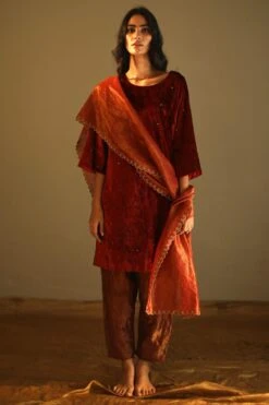 Shorshe Handloom Tissue Red Stole