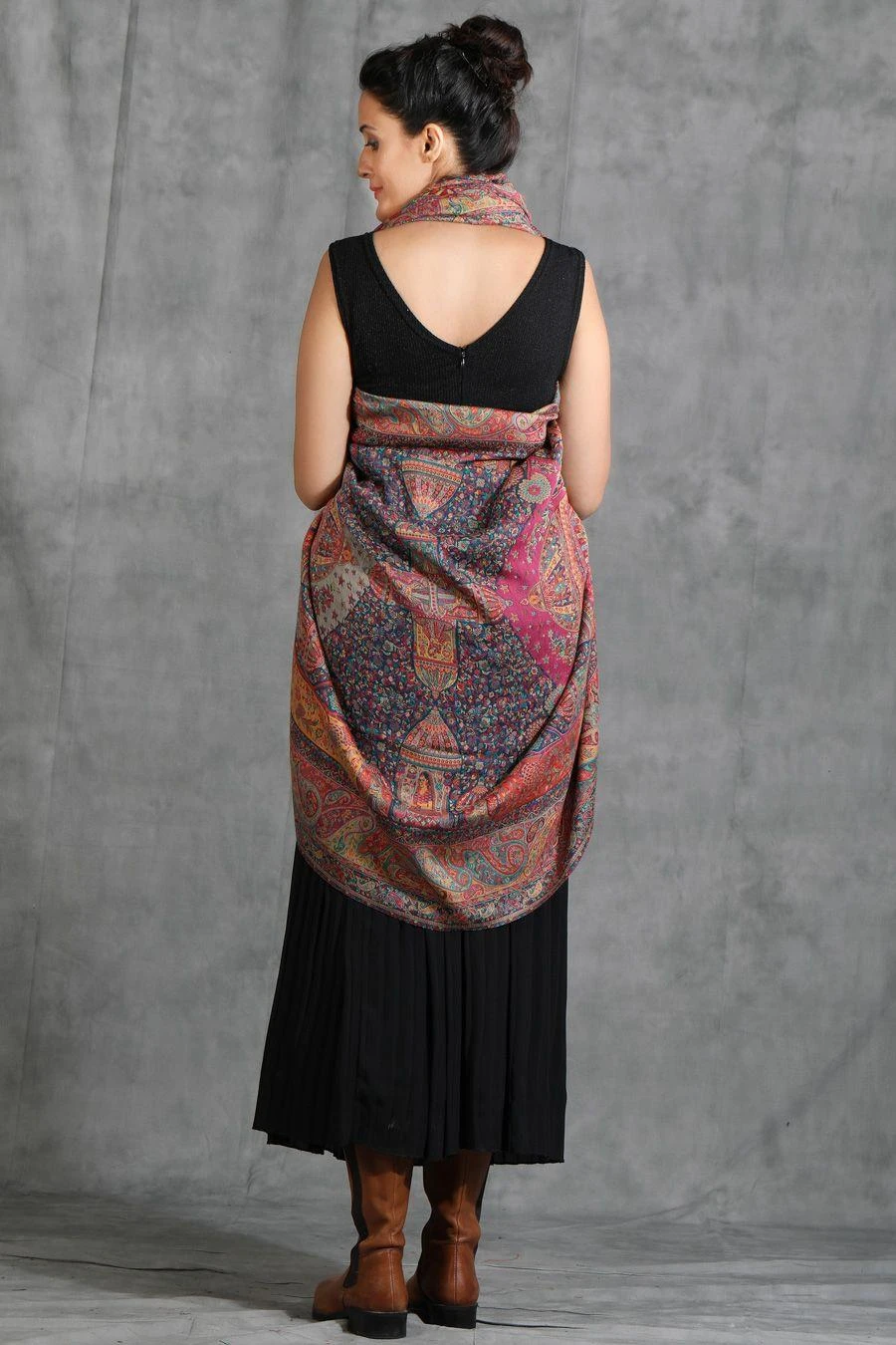 Dusala India Multicoloured Handwoven Cashmere Stole 6 Dusala India Multicoloured Handwoven Cashmere Stole - Image 4