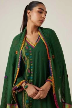Sunira Designs Green Gulzaar Lace Stole -Deals Toggora Store 2222323sg50 3