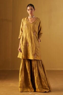 Shorshe Gold Tannu Kurta Set