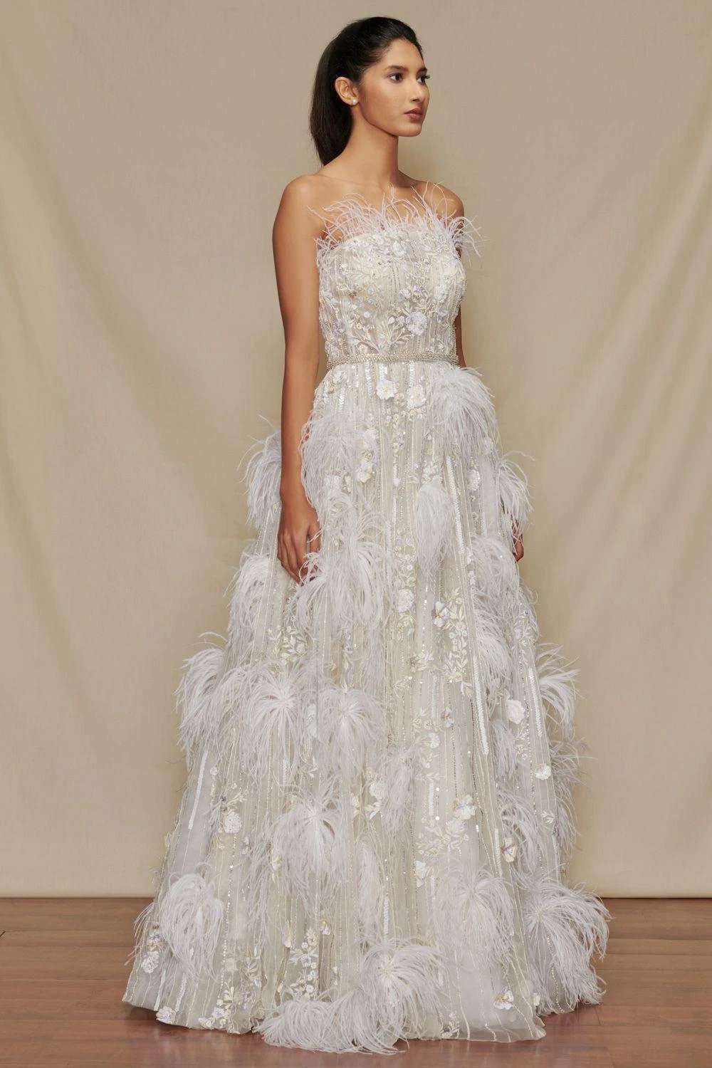 Shriya Som White Feather Embroidered Gown 4 Shriya Som White Feather Embroidered Gown - Image 2
