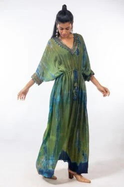 CAPISVIRLEO Moss Green Embellished Kaftan