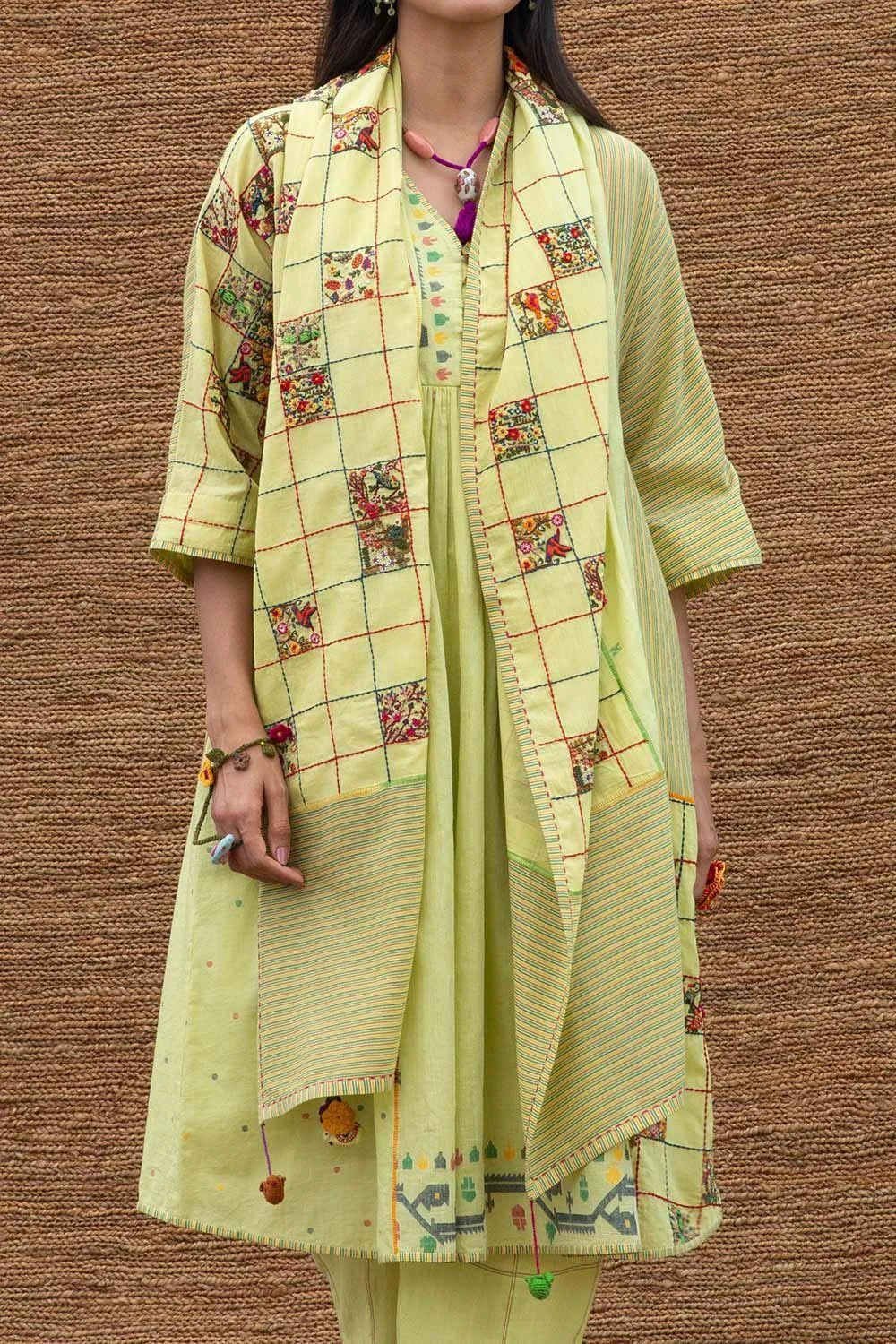 Sunira Designs Green Heavy Embroidered Stole 5 Sunira Designs Green Heavy Embroidered Stole - Image 3