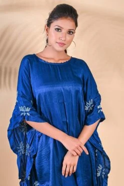Blue Silk Kaftan With Lotus Bandhni Motifs -Deals Toggora Store lotuskaf4 3