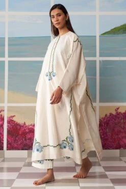 Ikai Ivory Kaftan With Applique Details