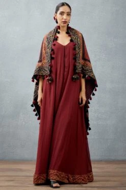 Torani Burgundy Printed Scarf With A Tassels