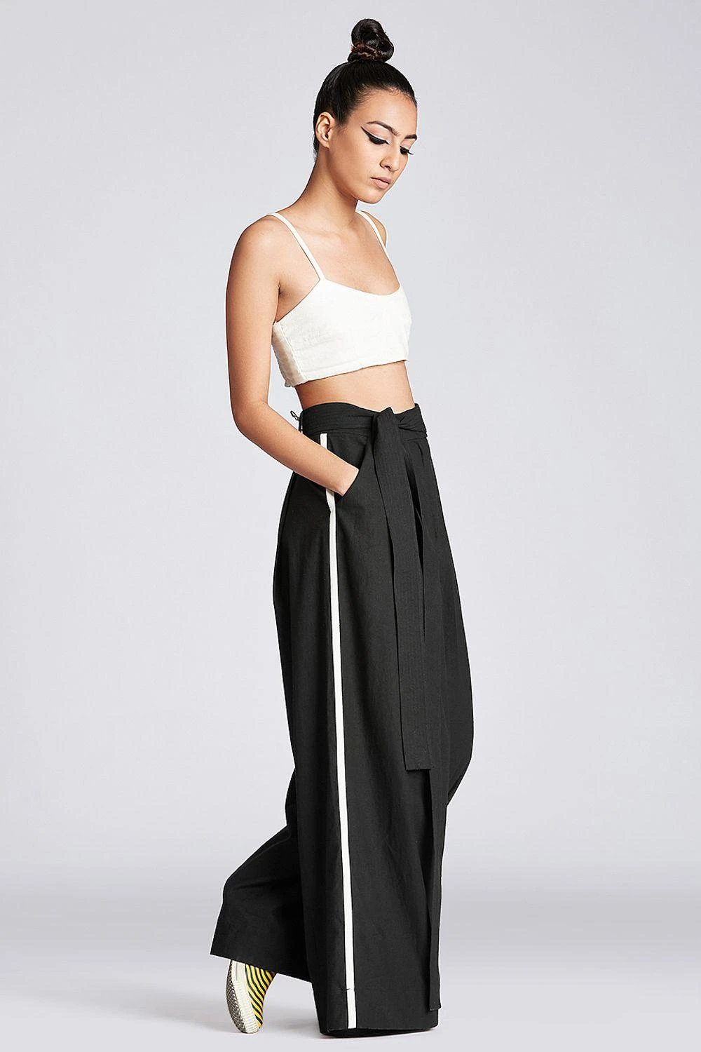 Chola Pleated Black Trousers With Belt 4 Chola Pleated Black Trousers With Belt - Image 2