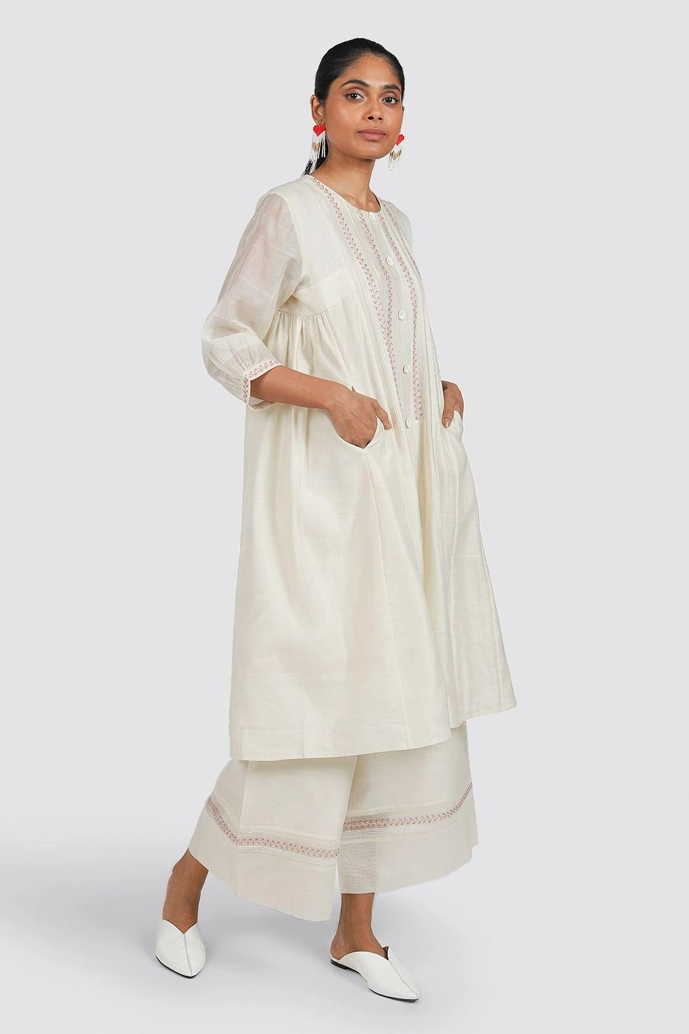 SWGT Wide Legged Cropped Pants 3 SWGT Wide Legged Cropped Pants